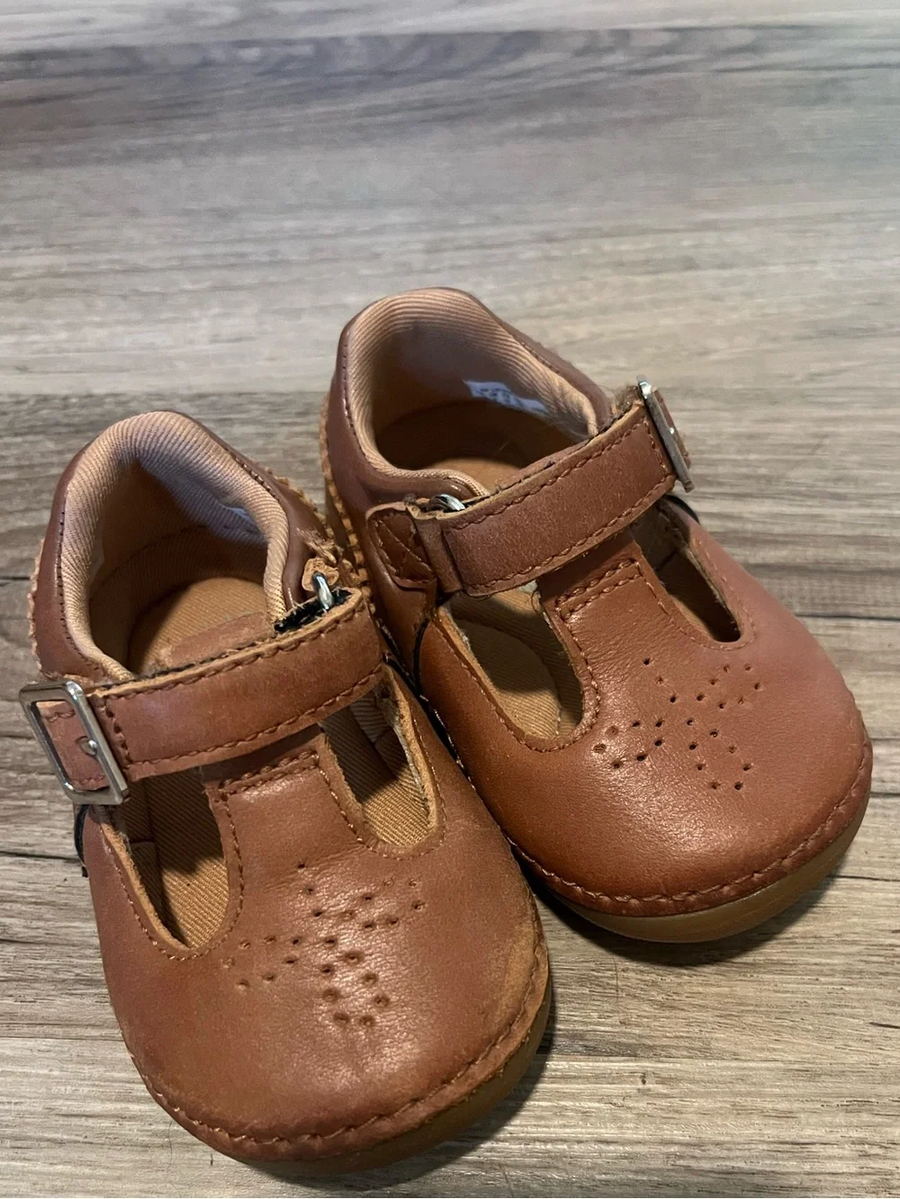 Stride Rite Soft Motion Lucianne baby shoes in sierra size 2
